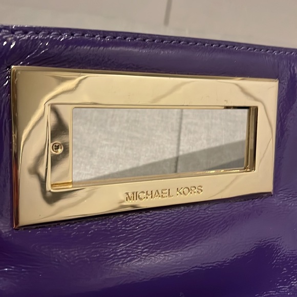 Michael Kors clutch in purple leather - Picture 4 of 5